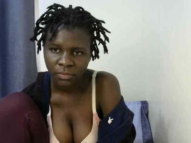 Queenbeea webcam