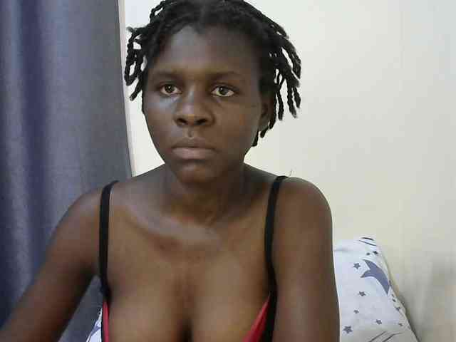 Queenbeea webcam