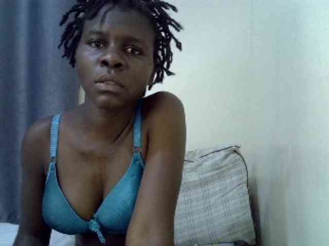 Queenbeea webcam