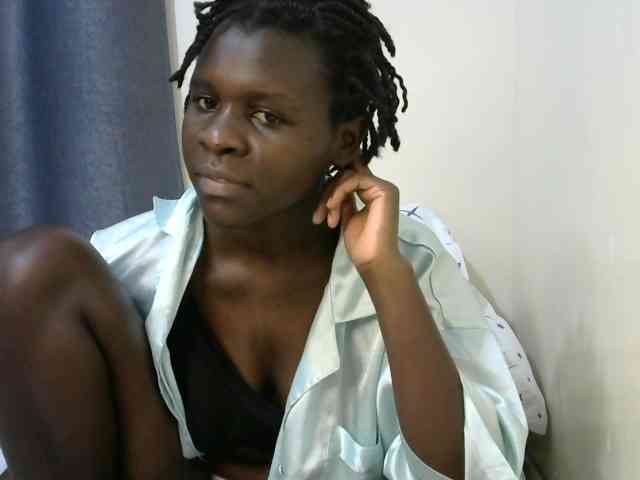 Queenbeea webcam