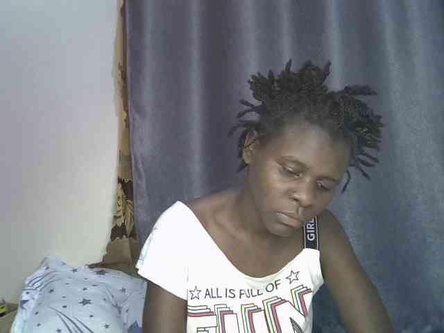 Queenbeea webcam