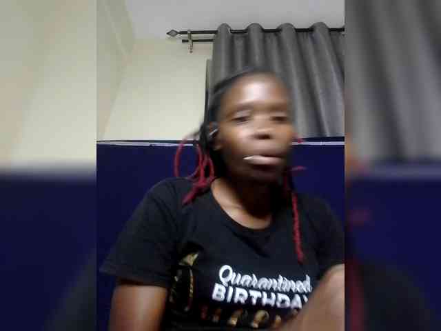 Queenbeea webcam