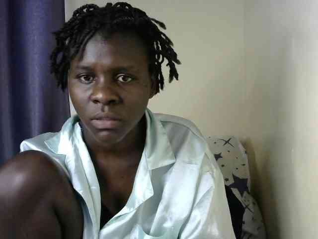 Queenbeea webcam