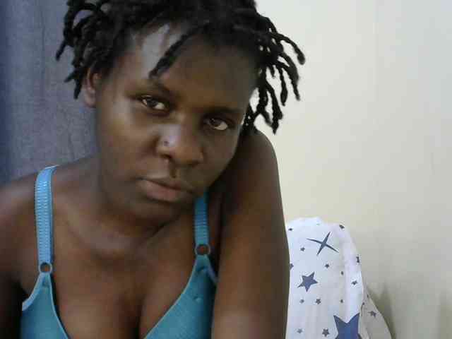 Queenbeea webcam