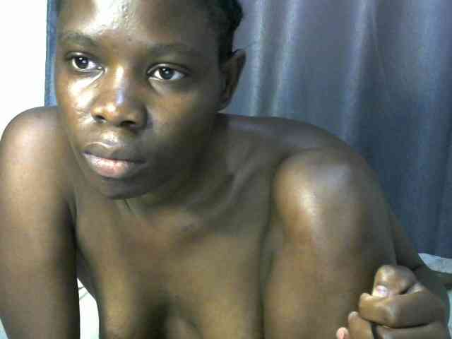 Queenbeea webcam