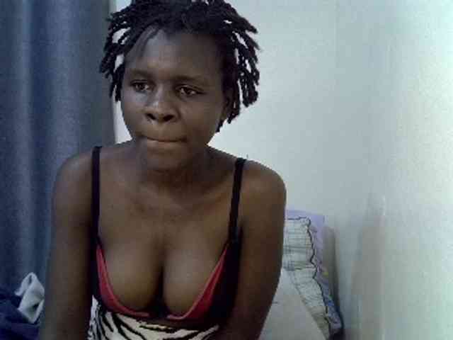 Queenbeea webcam
