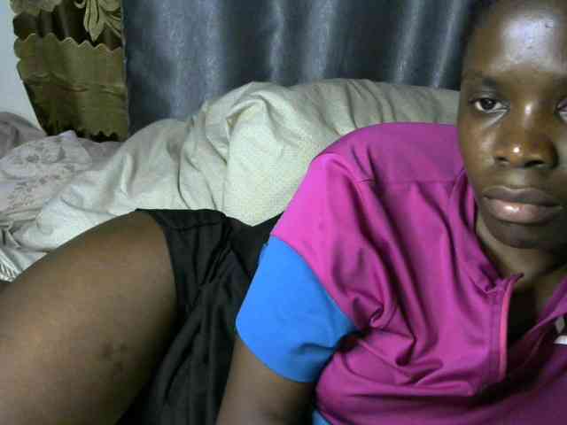 Queenbeea webcam