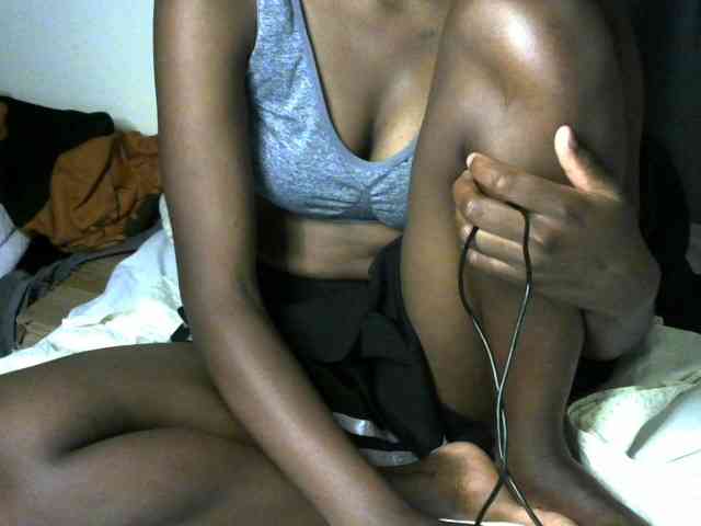 Queenbeea webcam