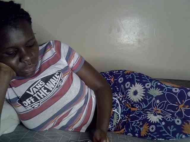 Queenbeea webcam