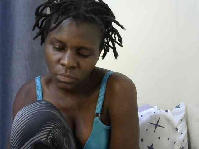 Queenbeea webcam