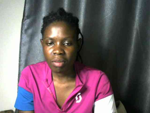 Queenbeea webcam