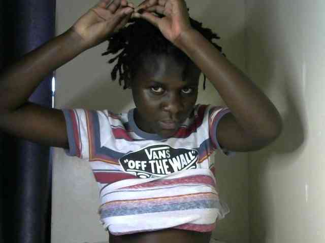 Queenbeea webcam