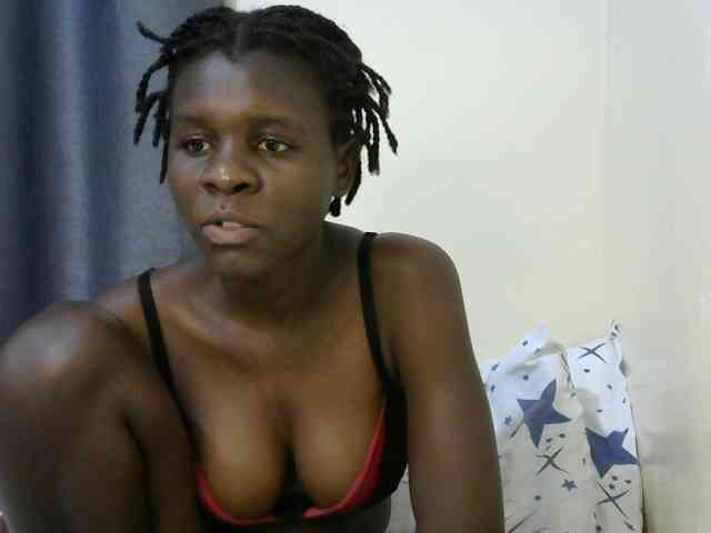 Queenbeea webcam