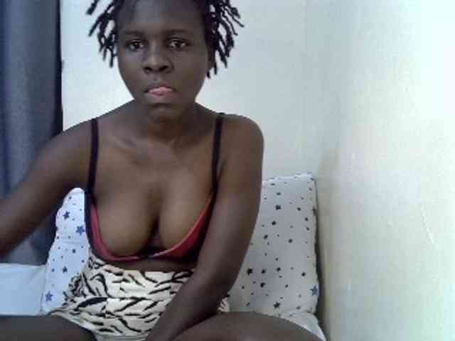 Queenbeea webcam