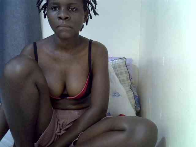 Queenbeea webcam