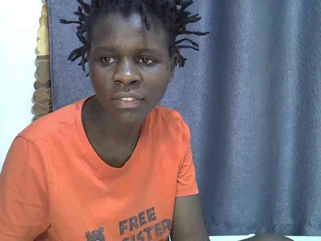 Queenbeea webcam
