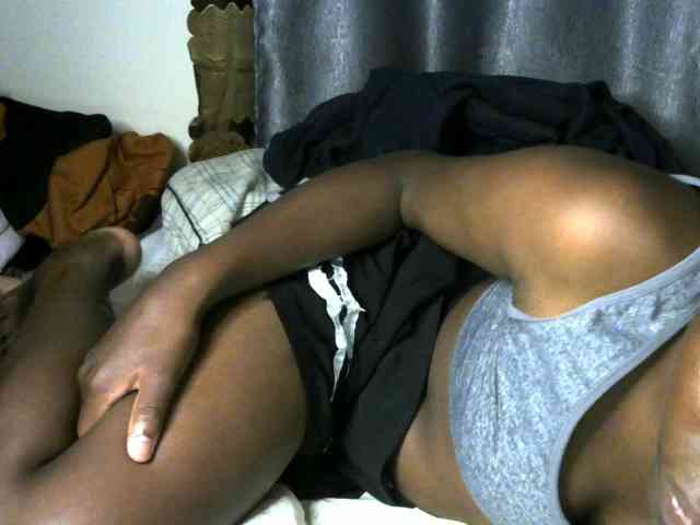 Queenbeea webcam