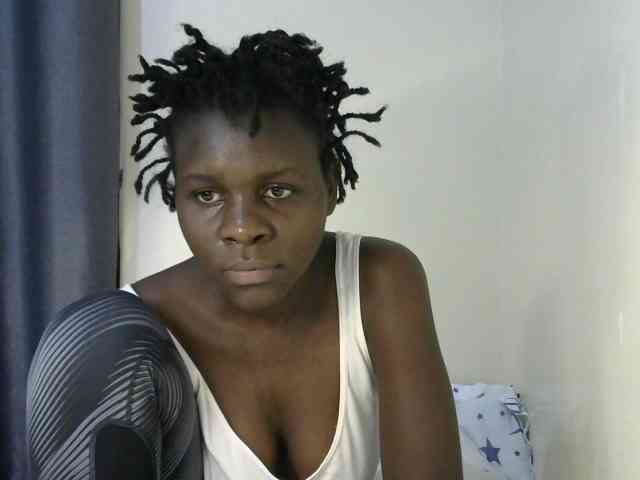 Queenbeea webcam
