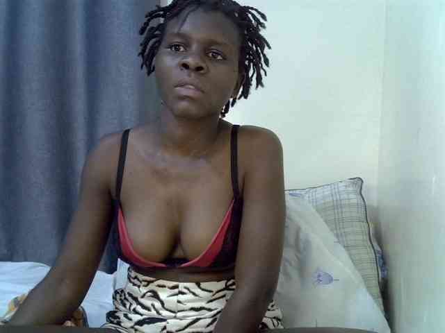 Queenbeea webcam