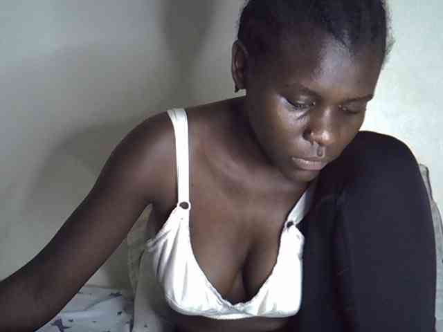 Queenbeea webcam