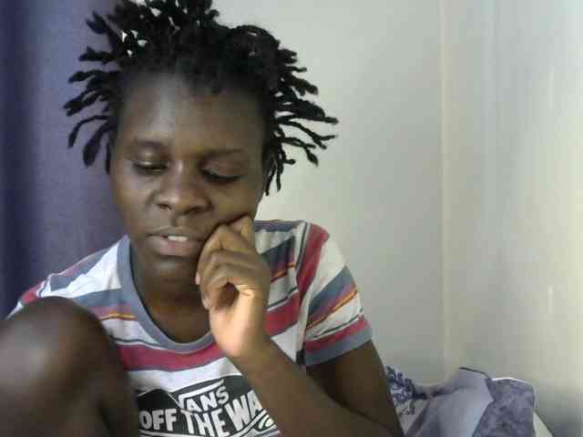 Queenbeea webcam