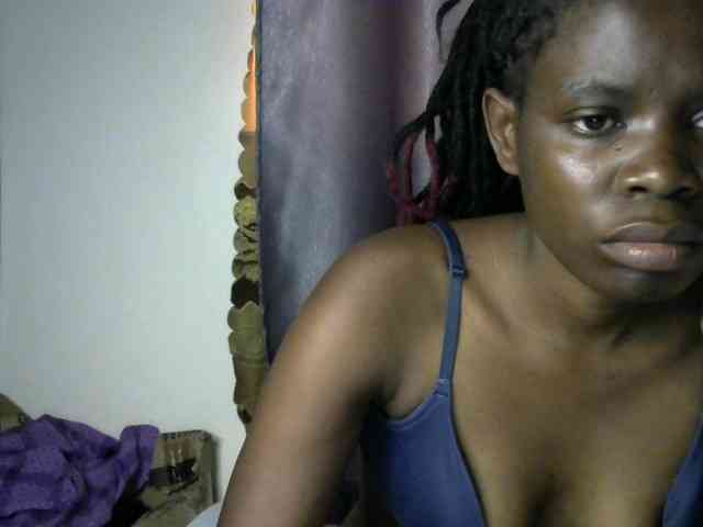 Queenbeea webcam