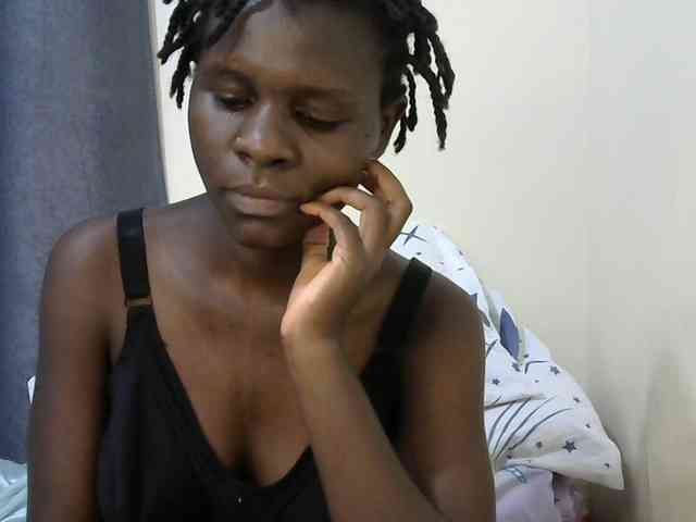 Queenbeea webcam