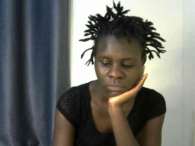 Queenbeea webcam