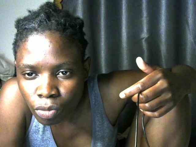 Queenbeea webcam