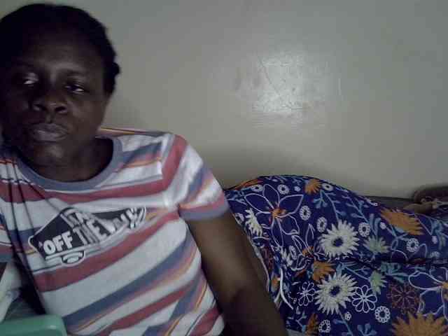 Queenbeea webcam