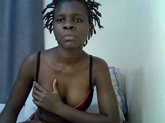 Queenbeea webcam