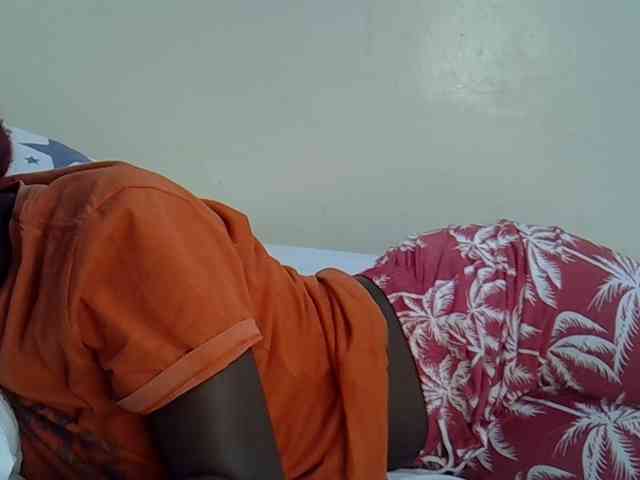 Queenbeea webcam
