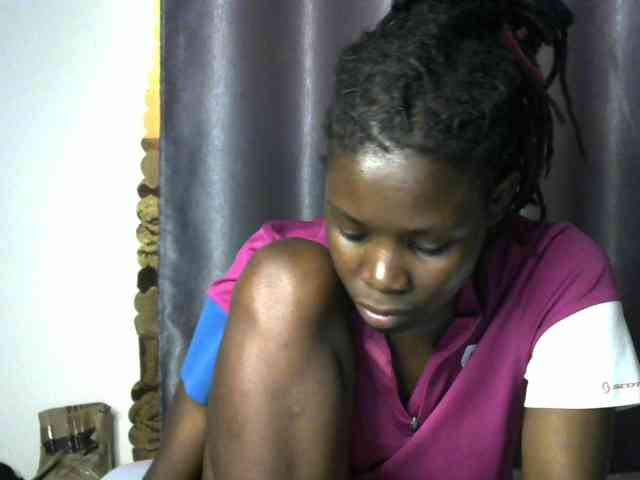 Queenbeea webcam