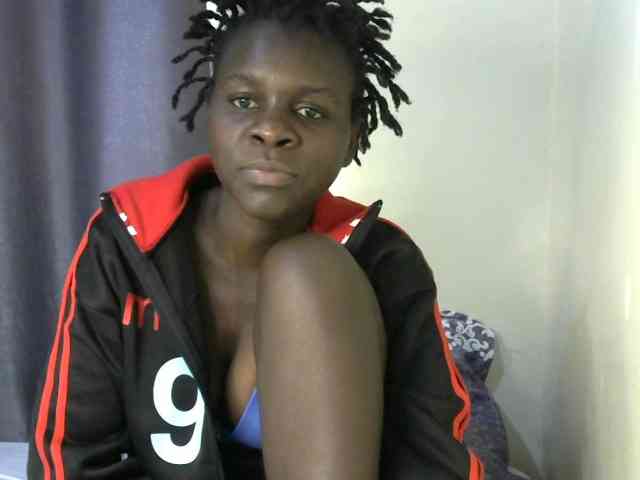 Queenbeea webcam
