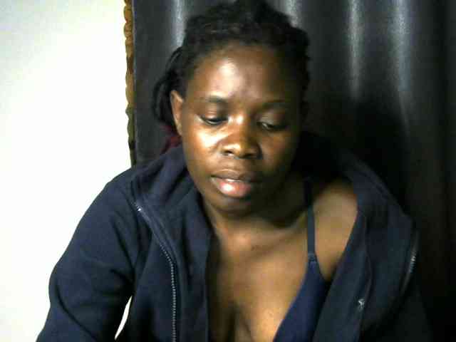 Queenbeea webcam
