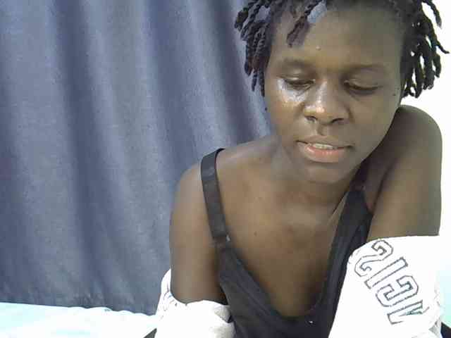Queenbeea webcam