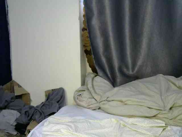 Queenbeea webcam