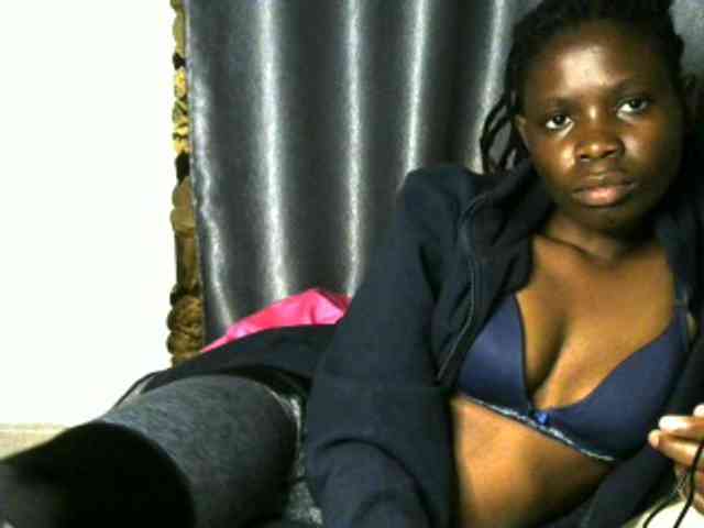 Queenbeea webcam