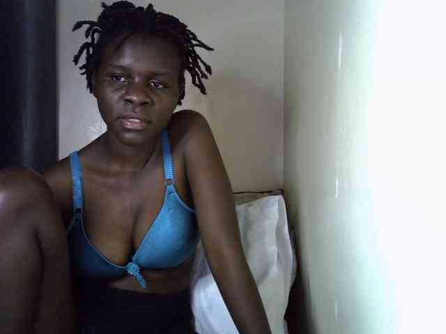 Queenbeea webcam