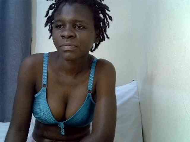 Queenbeea webcam