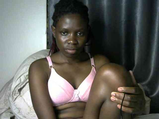 Queenbeea webcam
