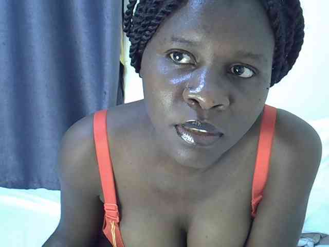 Queenbeea webcam