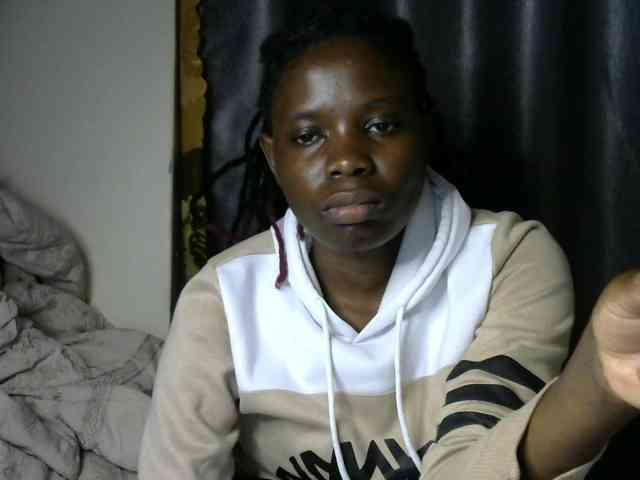 Queenbeea webcam