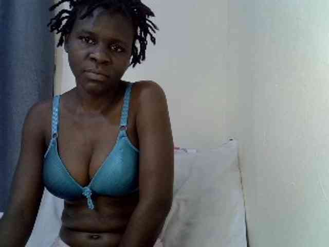 Queenbeea webcam