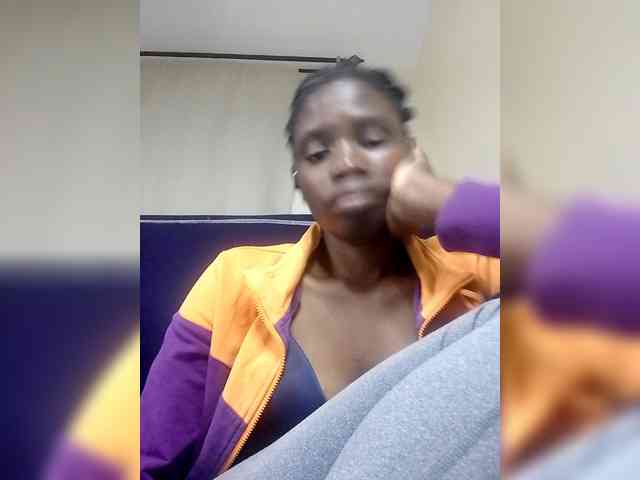 Queenbeea webcam