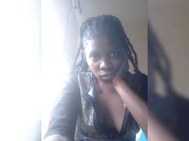 Queenbeea webcam
