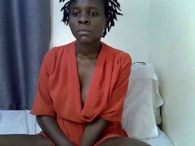 Queenbeea webcam