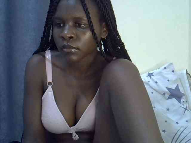 Queenbeea webcam