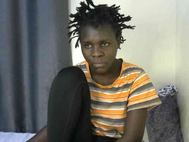 Queenbeea webcam