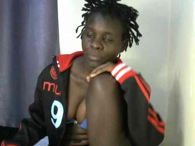 Queenbeea webcam